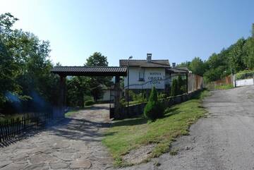 Фото номера Дом с 2 спальнями Дома для отпуска Sveta Gora Hotel г. Орешак 12