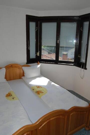 Фото номера Дом с 2 спальнями Дома для отпуска Sveta Gora Hotel г. Орешак 14
