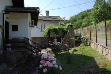 Фото номера Дом с 2 спальнями Дома для отпуска Sveta Gora Hotel г. Орешак 18